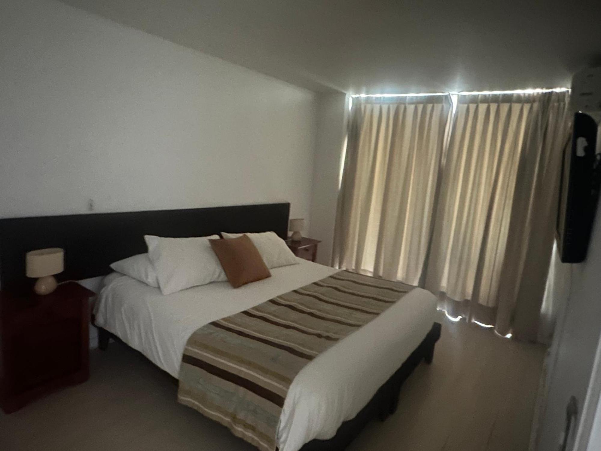 Apart Hotel Fraga, Santiago